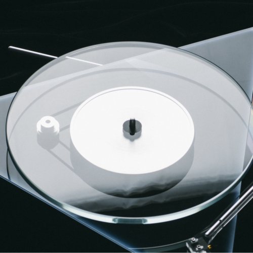 Pro-Ject The Dark Side Of The Moon Platine vinyle - Hifi, Home-Cinéma, Salle de Cinéma Privée